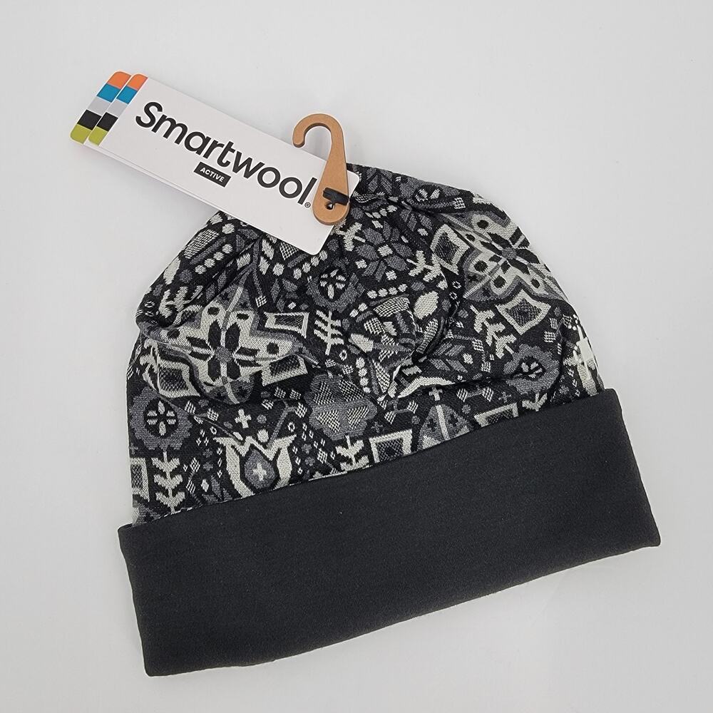 Smartwool Thermal Reversible Cuffed Beanie Black Deco Floral Merino Wool OS